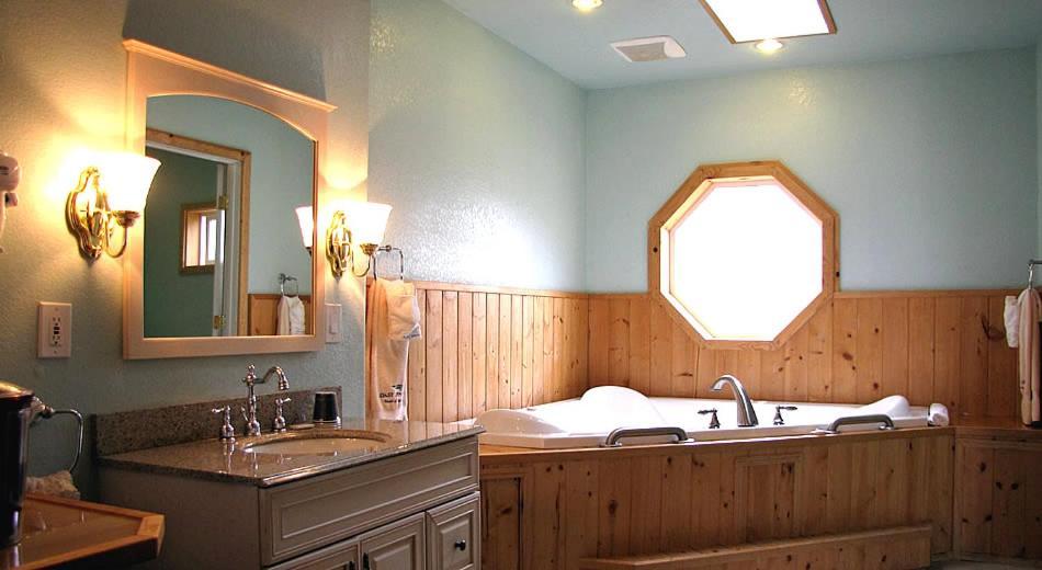 Coast Inn And Spa Fort Bragg Ngoại thất bức ảnh